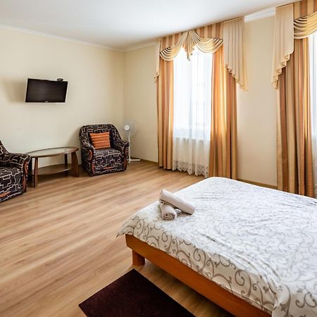 Apartment On Yana Zhizhky Λβιβ Δωμάτιο φωτογραφία