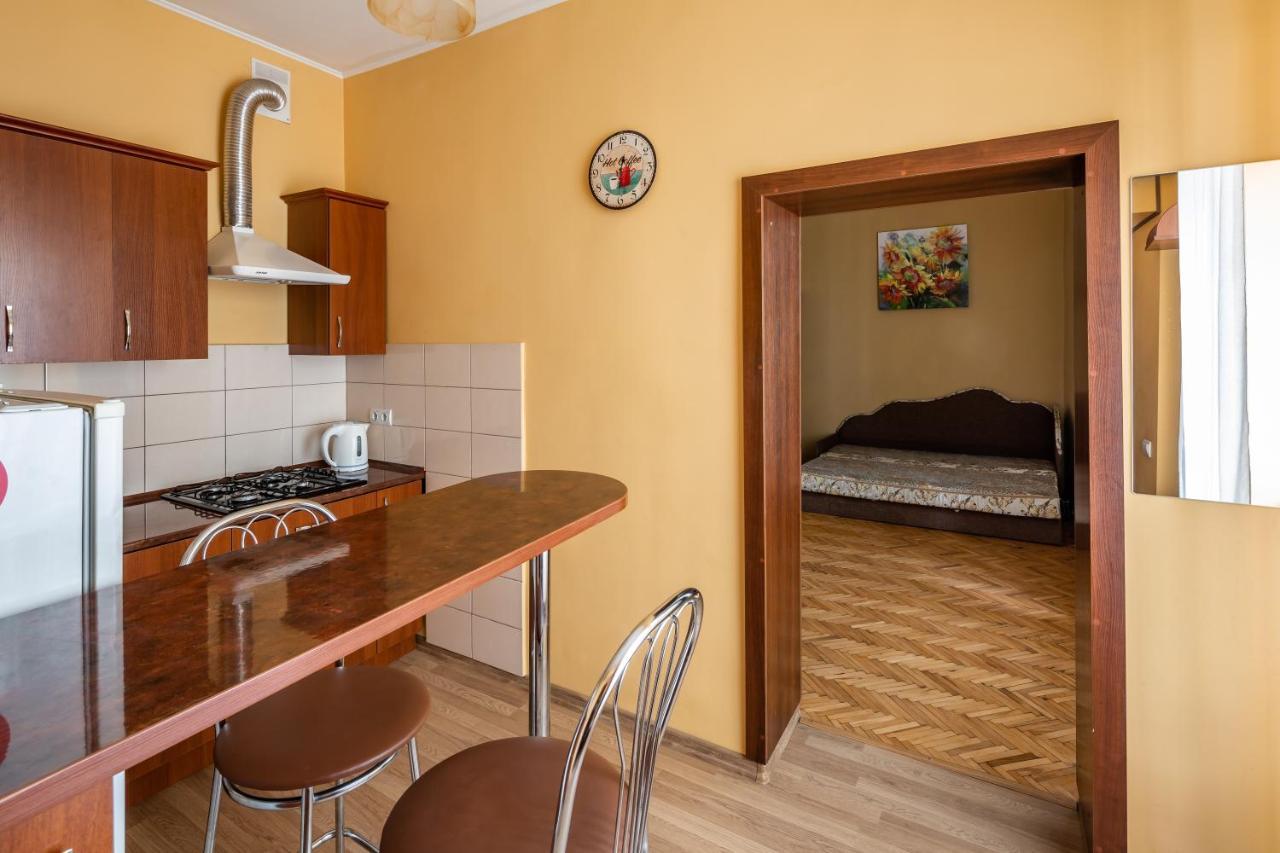 Apartment On Yana Zhizhky Λβιβ Εξωτερικό φωτογραφία