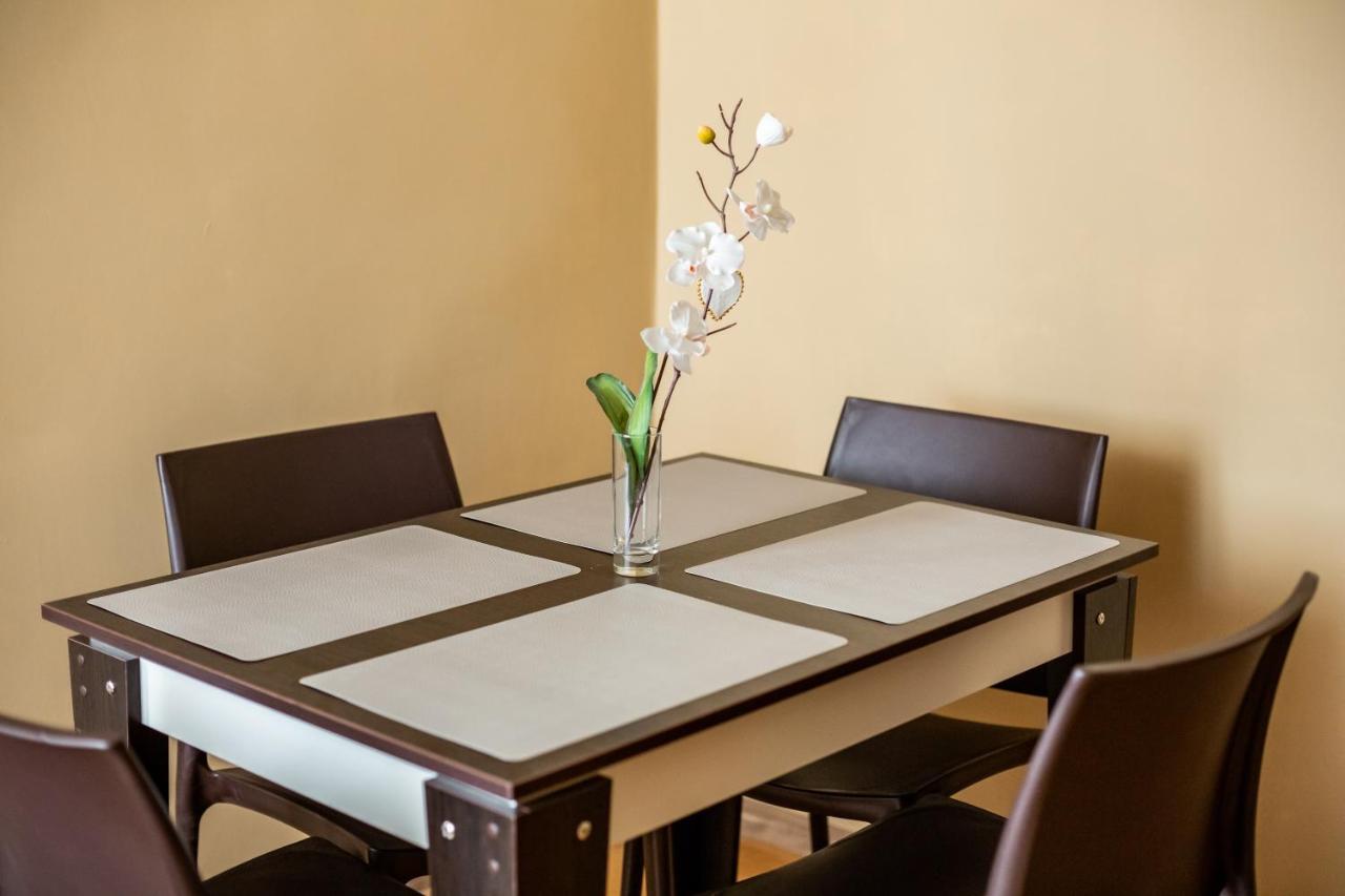 Apartment On Yana Zhizhky Λβιβ Εξωτερικό φωτογραφία