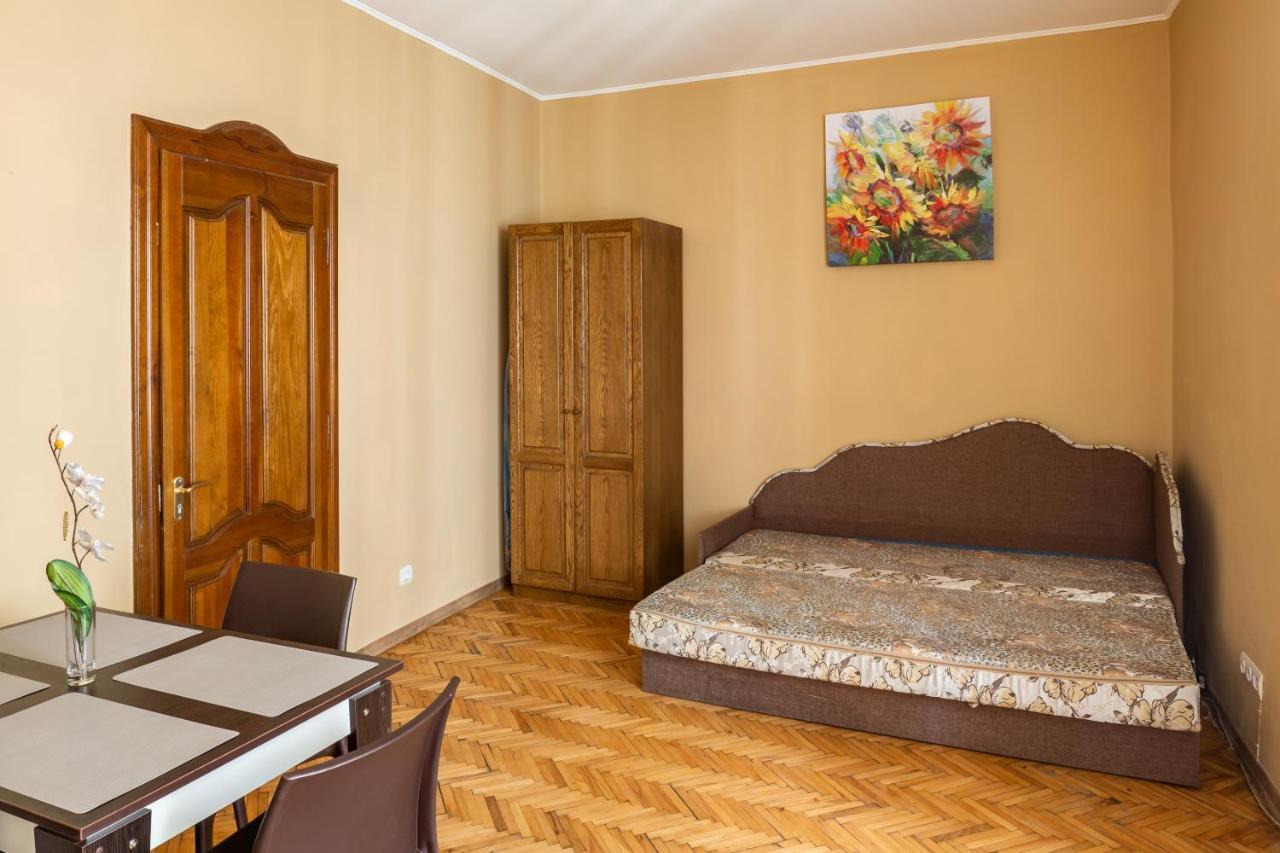 Apartment On Yana Zhizhky Λβιβ Εξωτερικό φωτογραφία