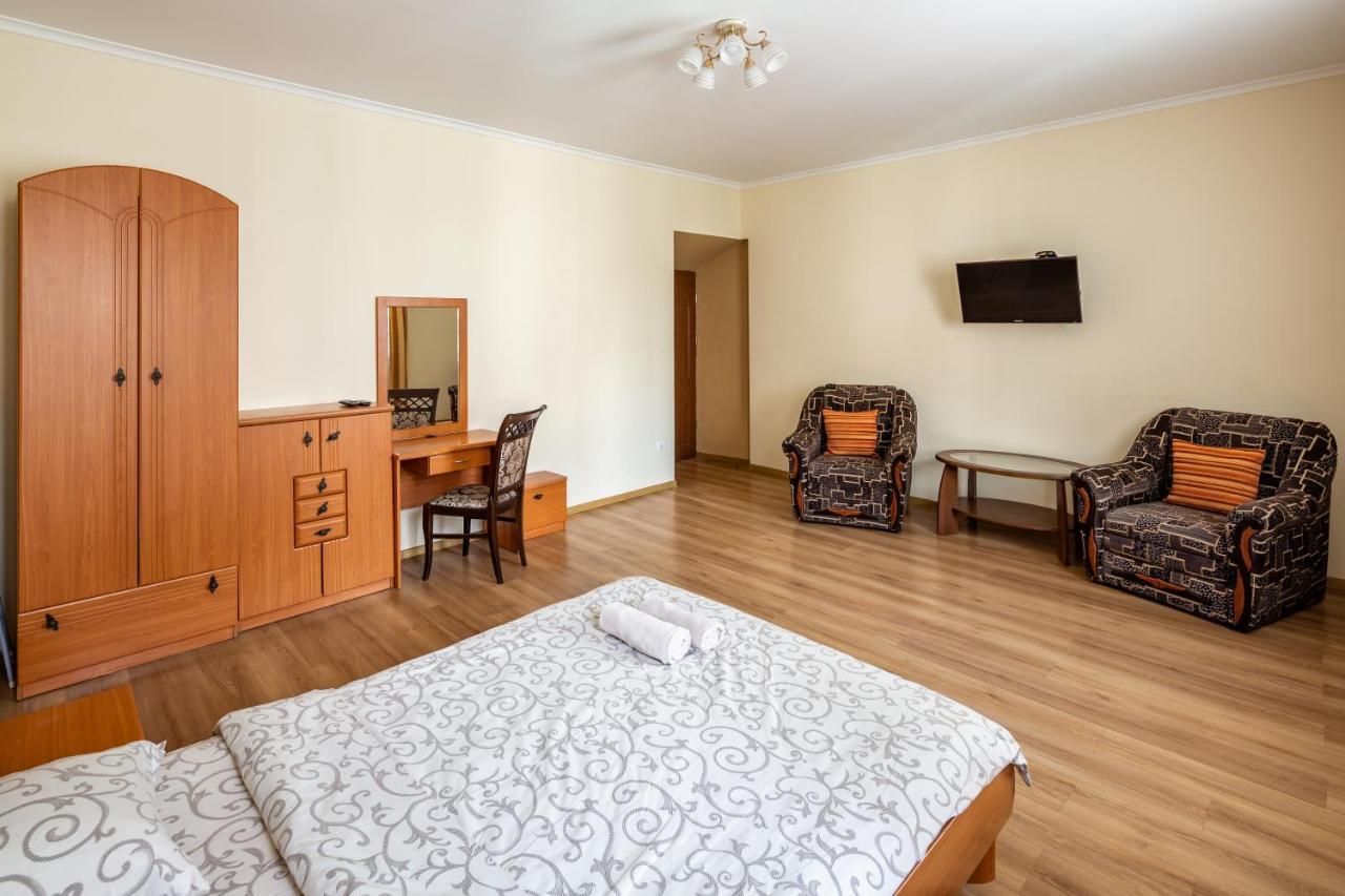 Apartment On Yana Zhizhky Λβιβ Εξωτερικό φωτογραφία